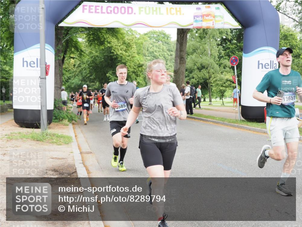 29.06.2025 - hella hamburg halbmarathon MichiJ http://msf.ph/oto/8289794 29.06.2025 10:33:24 Zwischen KM18-KM19 1424, 1569, 2590, 4270, 4854, 4997, 7709, 9159, 9585, 12643, 15651 meine-sportfotos.de