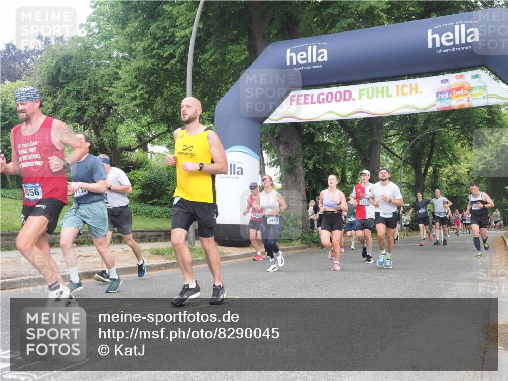 29.06.2025 - hella hamburg halbmarathon KatJ http://msf.ph/oto/8290045 29.06.2025 10:41:58 Zwischen KM18-KM19 1143, 2432, 2448, 4897, 6356, 8223, 8618 meine-sportfotos.de