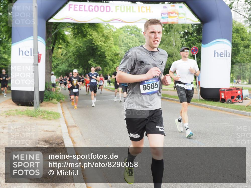 29.06.2025 - hella hamburg halbmarathon MichiJ http://msf.ph/oto/8290058 29.06.2025 10:33:25 Zwischen KM18-KM19 1424, 1569, 2590, 4270, 4854, 4997, 7709, 9159, 9585, 12643, 15651 meine-sportfotos.de