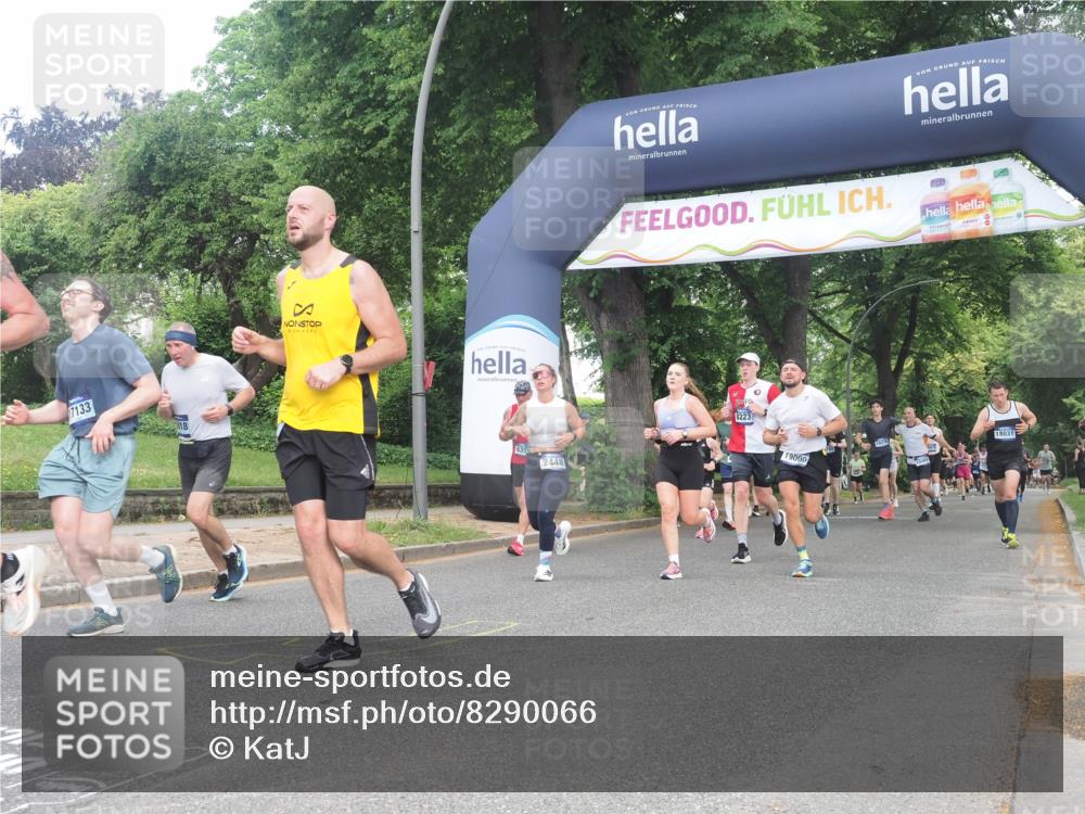 29.06.2025 - hella hamburg halbmarathon KatJ http://msf.ph/oto/8290066 29.06.2025 10:41:58 Zwischen KM18-KM19 1143, 2432, 2448, 4897, 6356, 8223, 8618 meine-sportfotos.de
