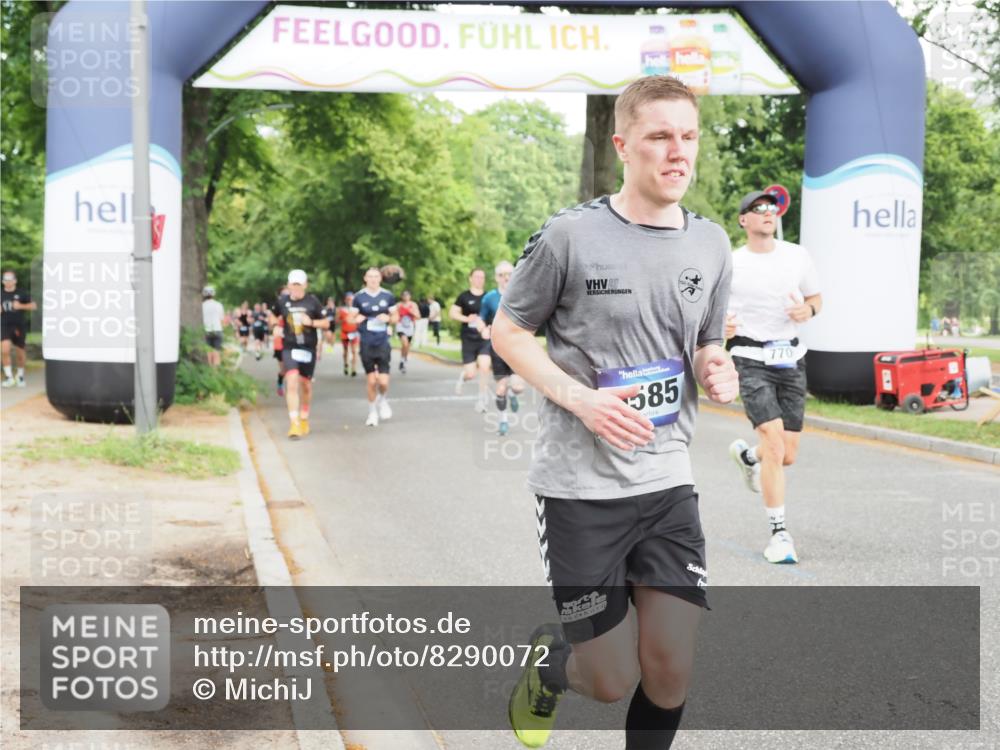 29.06.2025 - hella hamburg halbmarathon MichiJ http://msf.ph/oto/8290072 29.06.2025 10:33:25 Zwischen KM18-KM19 1424, 1569, 2590, 4270, 4854, 4997, 7709, 9159, 9585, 12643, 15651 meine-sportfotos.de
