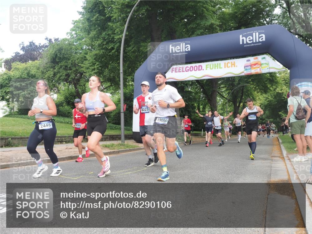 29.06.2025 - hella hamburg halbmarathon KatJ http://msf.ph/oto/8290106 29.06.2025 10:42:00 Zwischen KM18-KM19 1143, 2448, 4231, 4897, 6355, 6356, 8223 meine-sportfotos.de