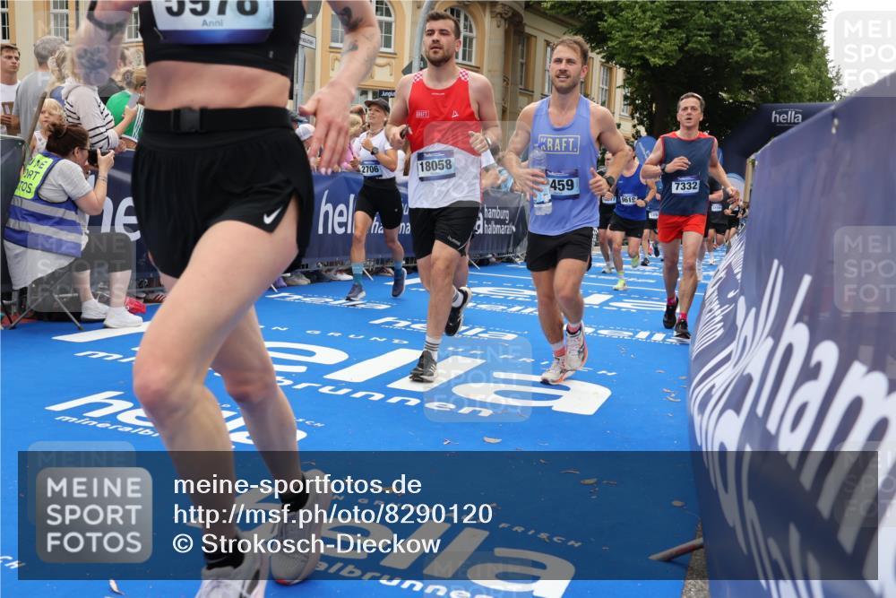 29.06.2025 - hella hamburg halbmarathon Strokosch-Dieckow http://msf.ph/oto/8290120 29.06.2025 10:49:42 Ziel 2504, 2706, 2937, 3060, 3543, 5894, 5978, 6115, 6125, 7332, 9200, 9463, 9551, 9619, 9723, 9924, 11975, 11977, 13159, 14794, 16800, 16843, 16877, 17282, 17753, 18058, 18451, 18926 meine-sportfotos.de