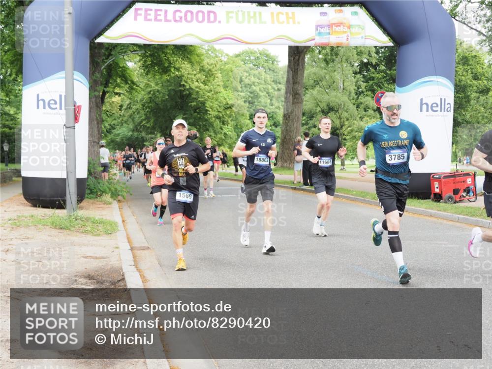 29.06.2025 - hella hamburg halbmarathon MichiJ http://msf.ph/oto/8290420 29.06.2025 10:33:28 Zwischen KM18-KM19 1424, 1569, 3785, 4270, 4997, 7709, 9159, 9585, 11291, 11688, 12643, 15651, 18862 meine-sportfotos.de