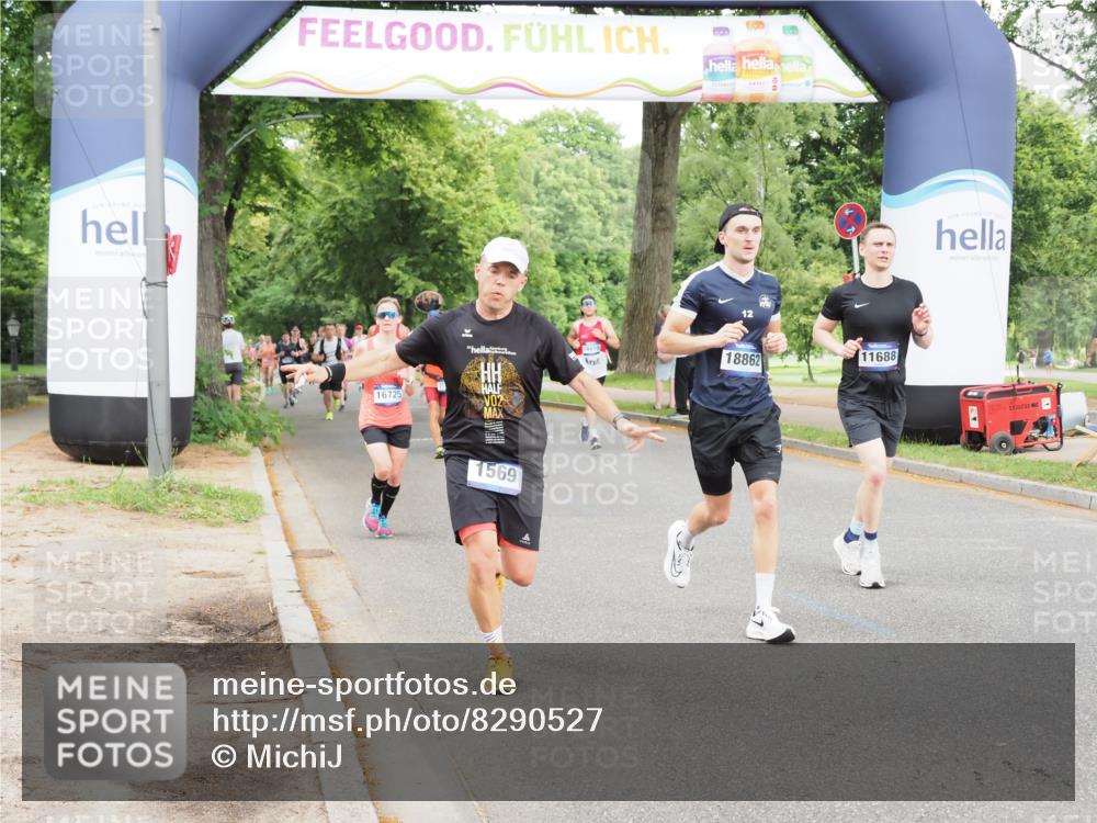29.06.2025 - hella hamburg halbmarathon MichiJ http://msf.ph/oto/8290527 29.06.2025 10:33:28 Zwischen KM18-KM19 1424, 1569, 3785, 4270, 4997, 7709, 9159, 9585, 11291, 11688, 12643, 15651, 18862 meine-sportfotos.de