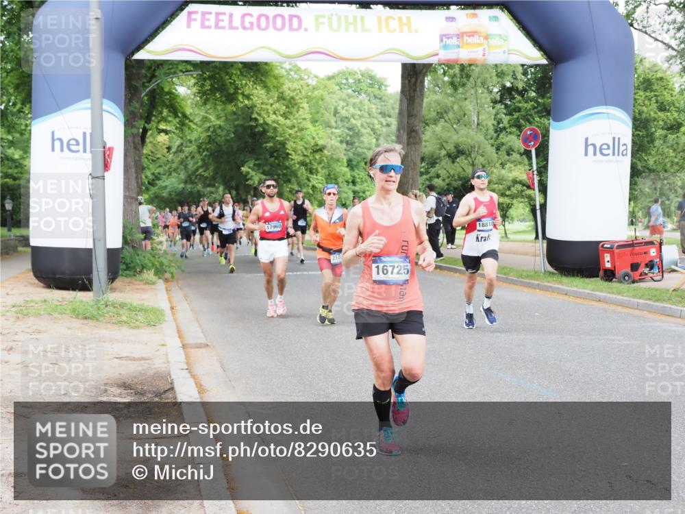 29.06.2025 - hella hamburg halbmarathon MichiJ http://msf.ph/oto/8290635 29.06.2025 10:33:30 Zwischen KM18-KM19 1424, 1569, 2188, 2470, 3785, 4270, 4997, 7709, 9585, 11291, 11688, 15651, 16725, 18810, 18862 meine-sportfotos.de
