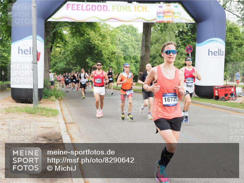 29.06.2025 - hella hamburg halbmarathon MichiJ http://msf.ph/oto/8290642 29.06.2025 10:33:30 Zwischen KM18-KM19 1424, 1569, 2188, 2470, 3785, 4270, 4997, 7709, 9585, 11291, 11688, 15651, 16725, 18810, 18862 meine-sportfotos.de