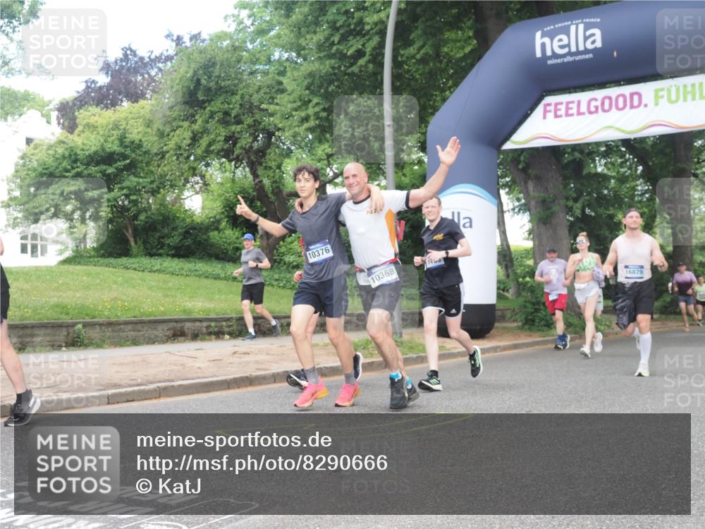 29.06.2025 - hella hamburg halbmarathon KatJ http://msf.ph/oto/8290666 29.06.2025 10:42:03 Zwischen KM18-KM19 1193, 1506, 2448, 3652, 4231, 4897, 6355, 6356, 7221, 8223 meine-sportfotos.de