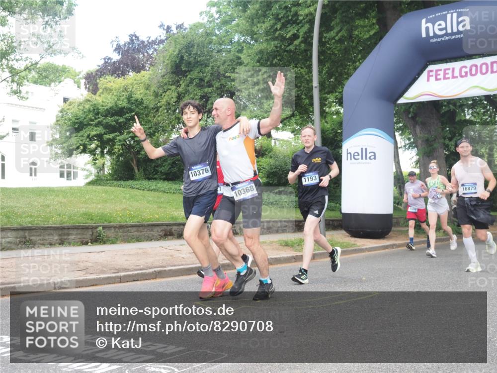 29.06.2025 - hella hamburg halbmarathon KatJ http://msf.ph/oto/8290708 29.06.2025 10:42:03 Zwischen KM18-KM19 1193, 1506, 2448, 3652, 4231, 4897, 6355, 6356, 7221, 8223 meine-sportfotos.de