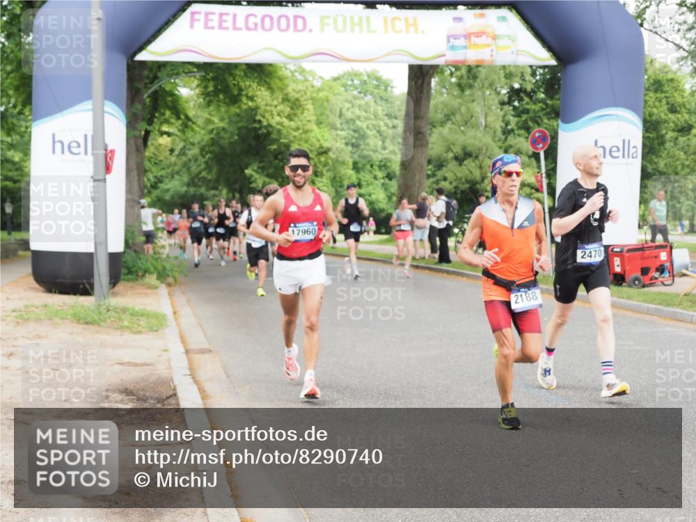 29.06.2025 - hella hamburg halbmarathon MichiJ http://msf.ph/oto/8290740 29.06.2025 10:33:32 Zwischen KM18-KM19 1424, 1569, 2188, 2470, 3785, 6819, 9105, 9585, 11291, 11688, 16725, 17960, 18810, 18862 meine-sportfotos.de