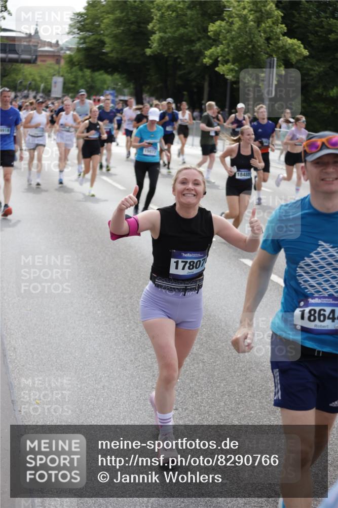 29.06.2025 - hella hamburg halbmarathon Jannik Wohlers http://msf.ph/oto/8290766 29.06.2025 10:36:12 Lombardsbrücke 1224, 1948, 2124, 2588, 3398, 3428, 4084, 4618, 5012, 5747, 6156, 6190, 6667, 7632, 8530, 8945, 9115, 9117, 9500, 9694, 9701, 9918, 10024, 10112, 10123, 10487, 10984, 11637, 12493, 12605, 12770, 12775, 13092, 13106, 13265, 13266, 13445, 13704, 13902, 13903, 15077, 15568, 15707, 15805, 16228, 16239, 16977, 17018, 17156, 17807, 18152, 18174, 18226, 18482, 18488, 18644, 18646, 18918, 18929 meine-sportfotos.de