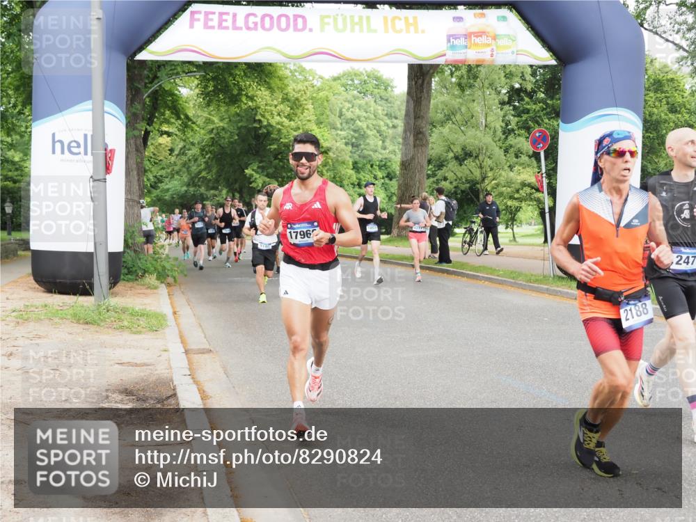 29.06.2025 - hella hamburg halbmarathon MichiJ http://msf.ph/oto/8290824 29.06.2025 10:33:32 Zwischen KM18-KM19 1424, 1569, 2188, 2470, 3785, 6819, 9105, 9585, 11291, 11688, 16725, 17960, 18810, 18862 meine-sportfotos.de