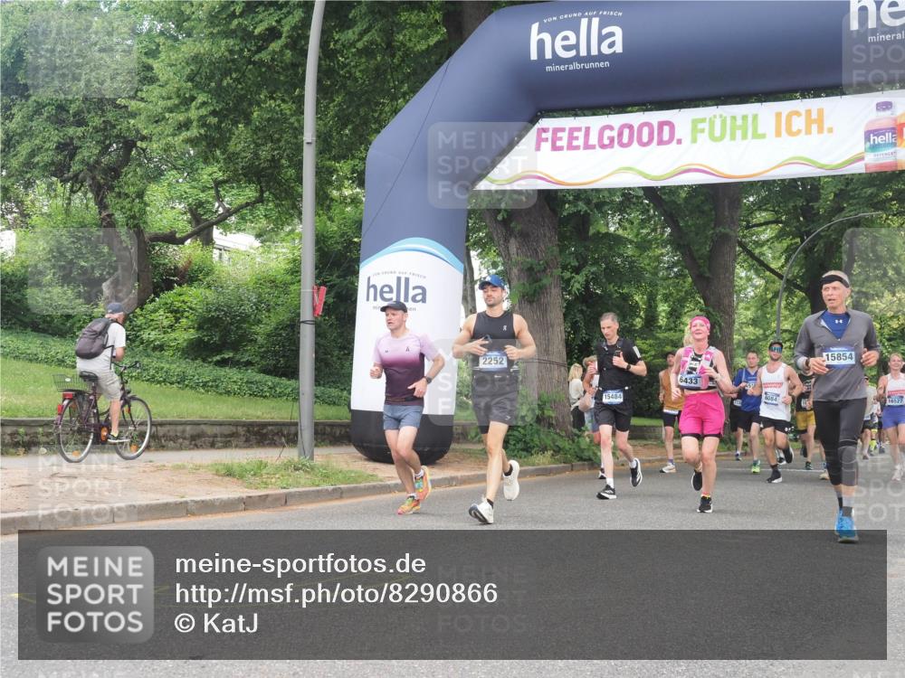 29.06.2025 - hella hamburg halbmarathon KatJ http://msf.ph/oto/8290866 29.06.2025 10:42:07 Zwischen KM18-KM19 1193, 1506, 2252, 3652, 4231, 6355, 6433, 7221 meine-sportfotos.de