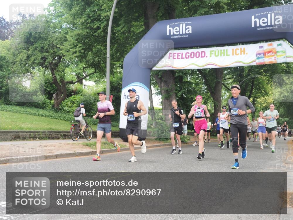 29.06.2025 - hella hamburg halbmarathon KatJ http://msf.ph/oto/8290967 29.06.2025 10:42:08 Zwischen KM18-KM19 1193, 1506, 2252, 3177, 3652, 6084, 6433, 6569, 7221 meine-sportfotos.de