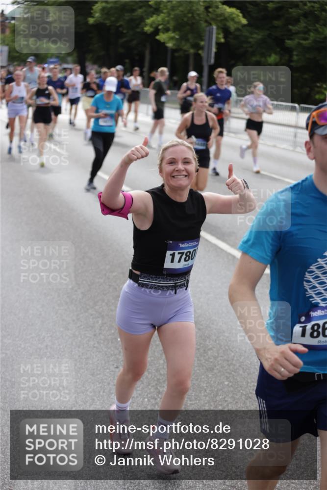 29.06.2025 - hella hamburg halbmarathon Jannik Wohlers http://msf.ph/oto/8291028 29.06.2025 10:36:12 Lombardsbrücke 1224, 1948, 2124, 2588, 3398, 3428, 4084, 4618, 5012, 5747, 6156, 6190, 6667, 7632, 8530, 8945, 9115, 9117, 9500, 9694, 9701, 9918, 10024, 10112, 10123, 10487, 10984, 11637, 12493, 12605, 12770, 12775, 13092, 13106, 13265, 13266, 13445, 13704, 13902, 13903, 15077, 15568, 15707, 15805, 16228, 16239, 16977, 17018, 17156, 17807, 18152, 18174, 18226, 18482, 18488, 18644, 18646, 18918, 18929 meine-sportfotos.de