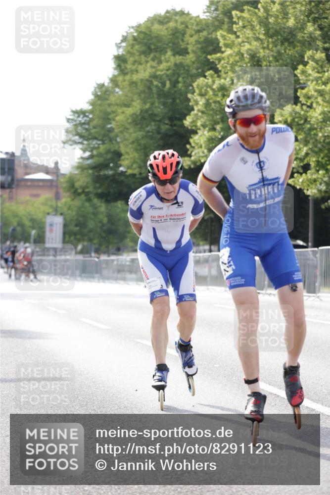 29.06.2025 - hella hamburg halbmarathon Jannik Wohlers http://msf.ph/oto/8291123 29.06.2025 08:54:08 Lombardsbrücke  meine-sportfotos.de