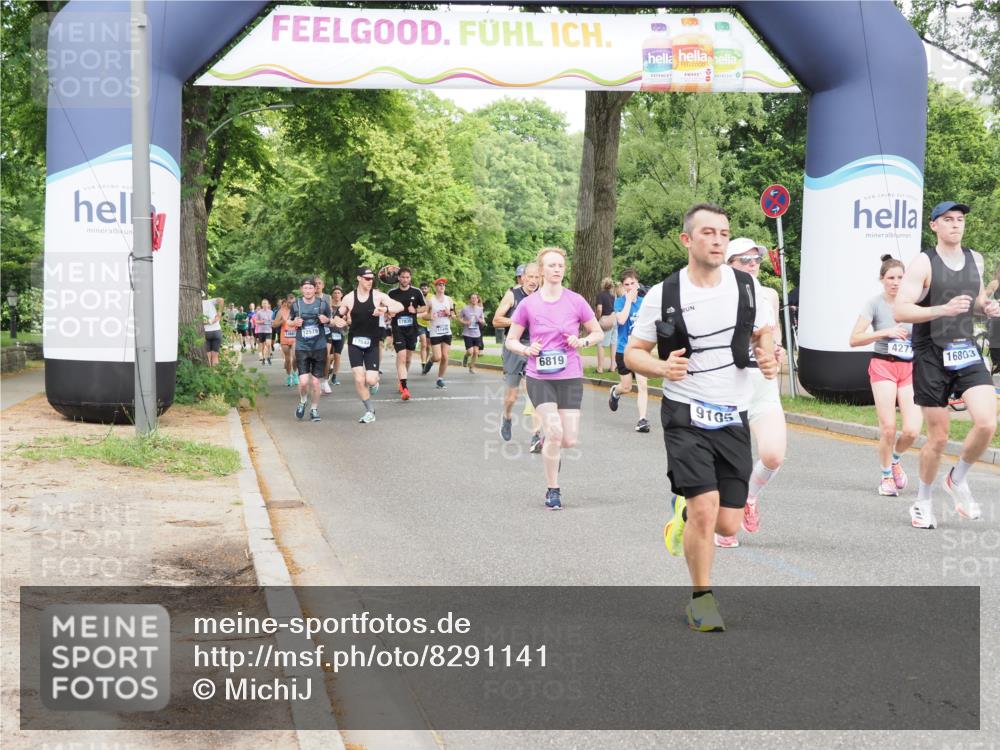 29.06.2025 - hella hamburg halbmarathon MichiJ http://msf.ph/oto/8291141 29.06.2025 10:33:35 Zwischen KM18-KM19 1920, 2188, 2470, 4277, 6819, 6831, 9105, 11688, 12161, 16725, 16803, 17960, 18810, 18862 meine-sportfotos.de