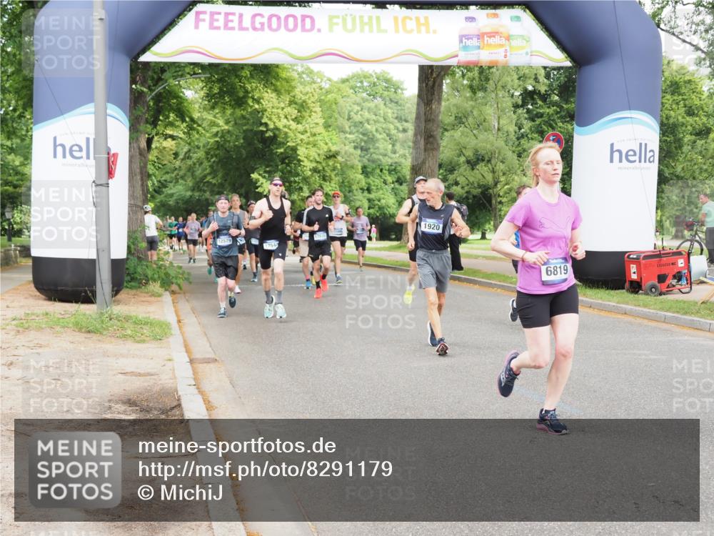 29.06.2025 - hella hamburg halbmarathon MichiJ http://msf.ph/oto/8291179 29.06.2025 10:33:36 Zwischen KM18-KM19 1920, 2188, 2470, 4277, 6819, 6831, 7087, 9105, 11688, 12161, 15365, 16725, 16803, 17544, 17835, 17960, 18810, 18862 meine-sportfotos.de
