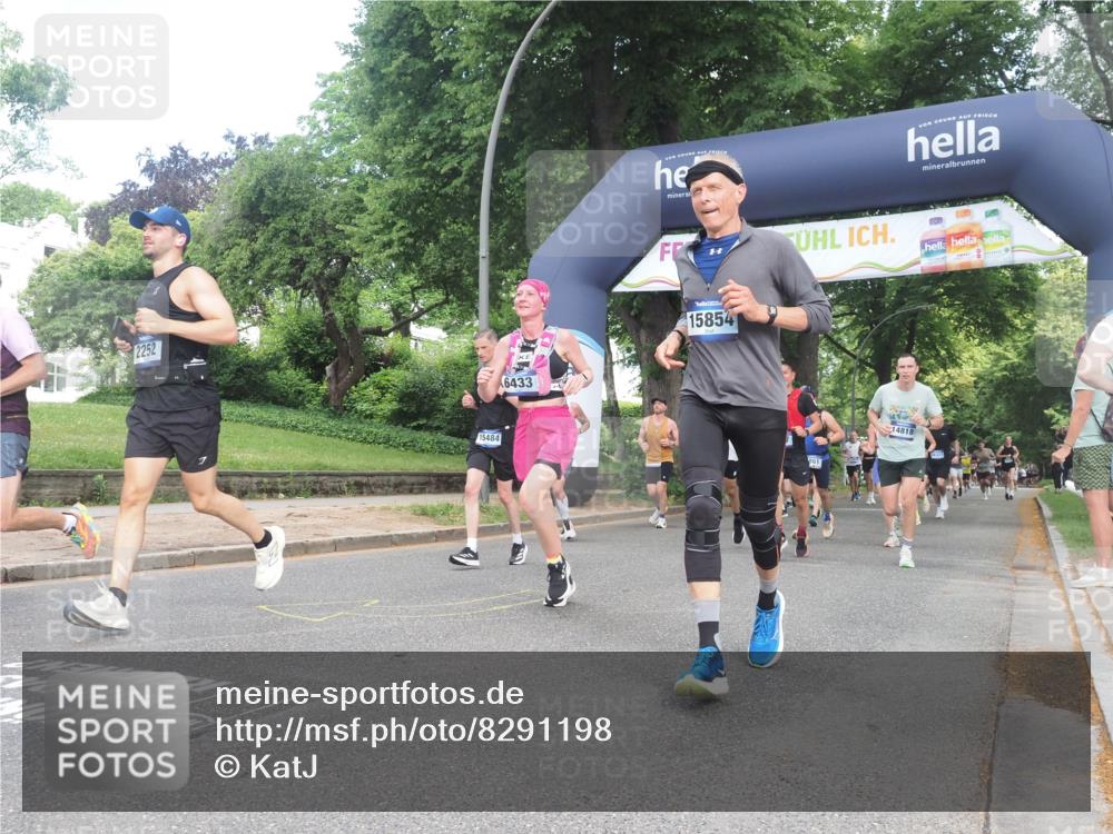29.06.2025 - hella hamburg halbmarathon KatJ http://msf.ph/oto/8291198 29.06.2025 10:42:09 Zwischen KM18-KM19 1193, 1506, 2252, 3177, 3652, 3861, 5021, 6082, 6084, 6433, 6569, 7221 meine-sportfotos.de