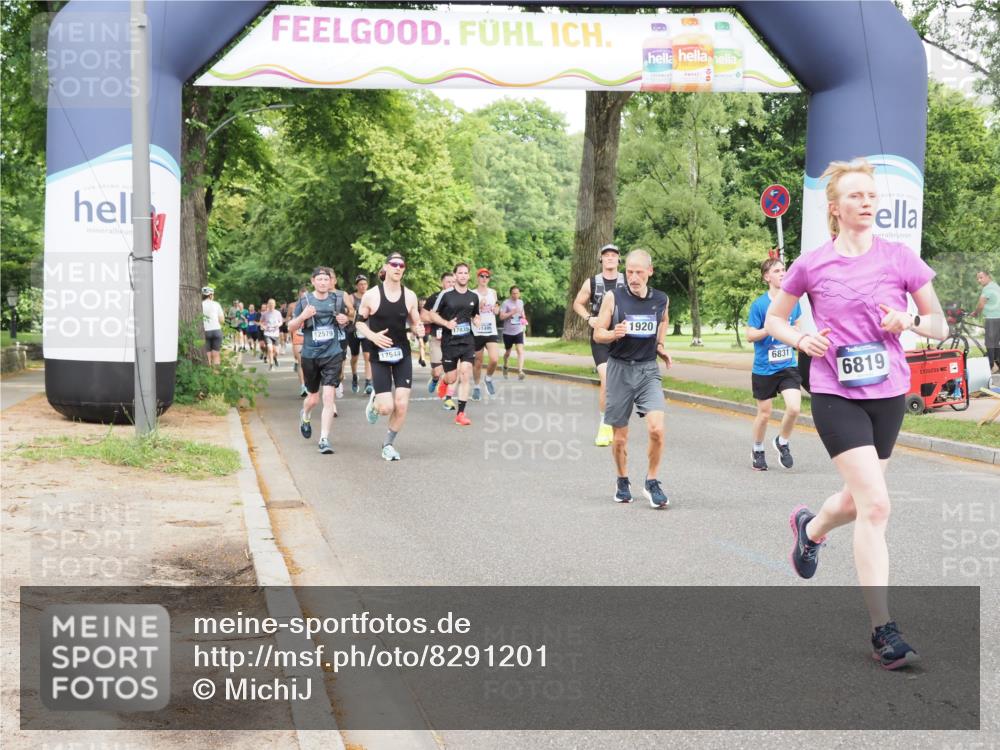 29.06.2025 - hella hamburg halbmarathon MichiJ http://msf.ph/oto/8291201 29.06.2025 10:33:36 Zwischen KM18-KM19 1920, 2188, 2470, 4277, 6819, 6831, 7087, 9105, 11688, 12161, 15365, 16725, 16803, 17544, 17835, 17960, 18810, 18862 meine-sportfotos.de