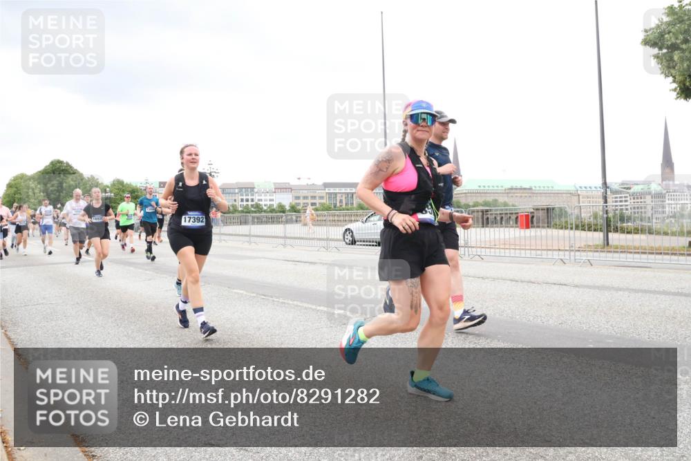 29.06.2025 - hella hamburg halbmarathon Lena Gebhardt http://msf.ph/oto/8291282 29.06.2025 10:55:49 Lombardsbrücke 16920, 17392, 1616, 1873, 1909, 1917, 2793, 3101, 3115, 3244, 3268, 4265, 4470, 4473, 4836, 4896, 5220, 5222, 5306, 5483, 5487, 5575, 5994, 6055, 6056, 6113, 6257, 6494, 6594, 7516, 7548, 7616, 7680, 7969, 8110, 8527, 8532, 8533, 8626, 8648, 9548, 9614, 9618, 9838, 9857, 9858, 9861, 9865, 9956, 10094, 10436, 10438, 10449, 10559, 10593, 10640, 10885, 11109, 11903, 11962, 11963, 12695, 12902, 14727, 16385 meine-sportfotos.de