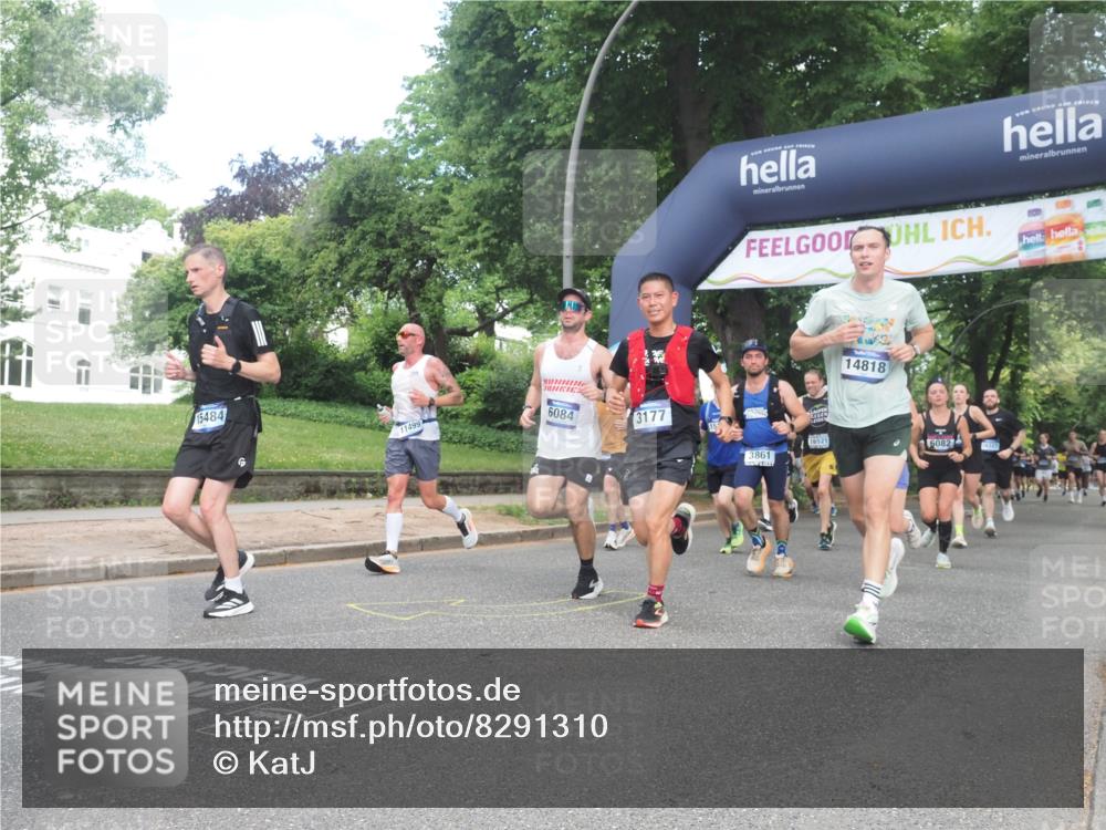 29.06.2025 - hella hamburg halbmarathon KatJ http://msf.ph/oto/8291310 29.06.2025 10:42:10 Zwischen KM18-KM19 1506, 2252, 3177, 3652, 3861, 5021, 6082, 6084, 6433, 6569, 7221 meine-sportfotos.de