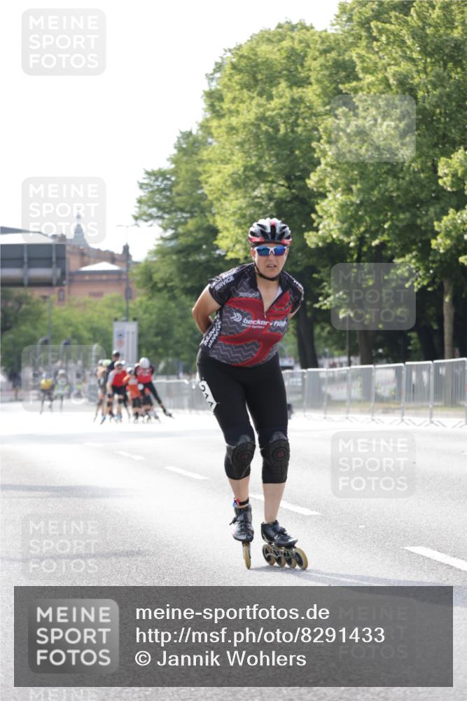 29.06.2025 - hella hamburg halbmarathon Jannik Wohlers http://msf.ph/oto/8291433 29.06.2025 08:54:12 Lombardsbrücke  meine-sportfotos.de
