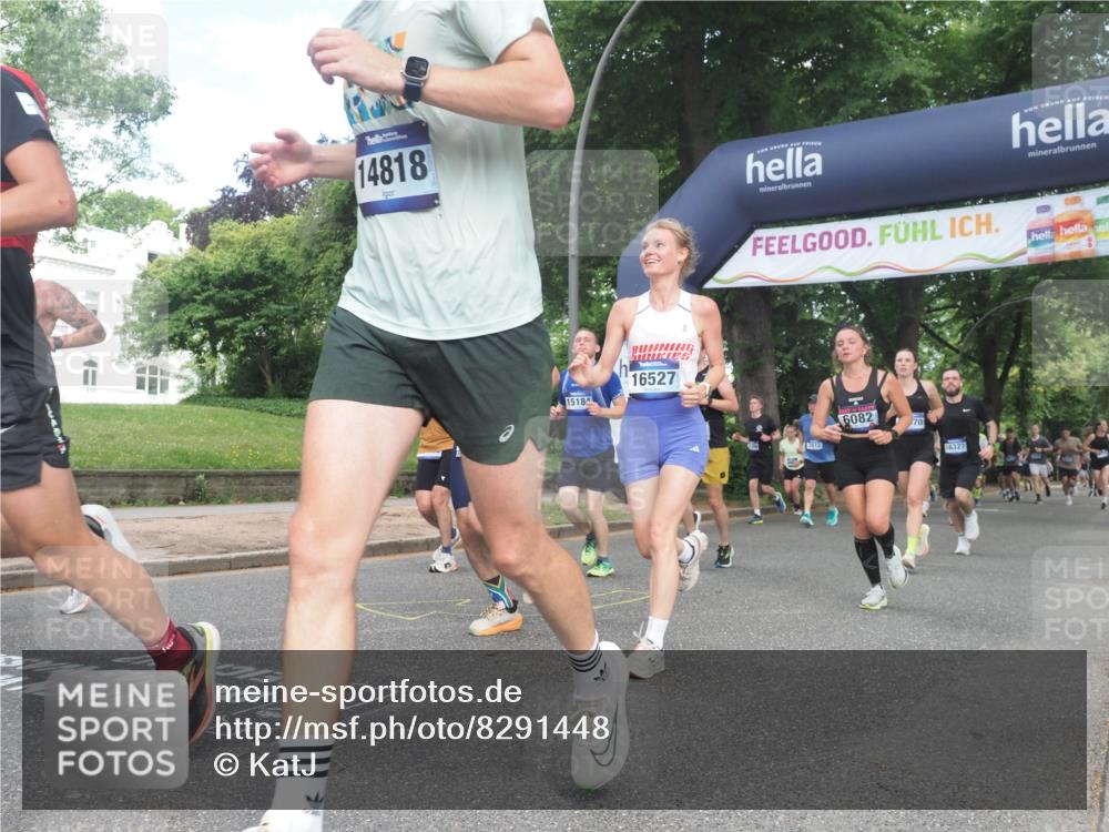 29.06.2025 - hella hamburg halbmarathon KatJ http://msf.ph/oto/8291448 29.06.2025 10:42:11 Zwischen KM18-KM19 2252, 3177, 3861, 5021, 6082, 6084, 6433, 6569 meine-sportfotos.de
