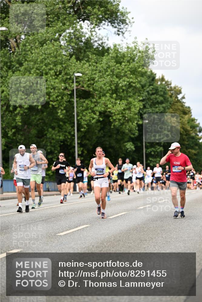 29.06.2025 - hella hamburg halbmarathon Dr. Thomas Lammeyer http://msf.ph/oto/8291455 29.06.2025 10:37:22 Kennedybrücke 1078, 1199, 1324, 1373, 1732, 1879, 1995, 2059, 2085, 2342, 2384, 2838, 3221, 3341, 3422, 3560, 3653, 3871, 4030, 4096, 4164, 4446, 4555, 5180, 5581, 5917, 6773, 6861, 6999, 7705, 8175, 8595, 8839, 8891, 8993, 9289, 9471, 9591, 9750, 9768, 9780 meine-sportfotos.de