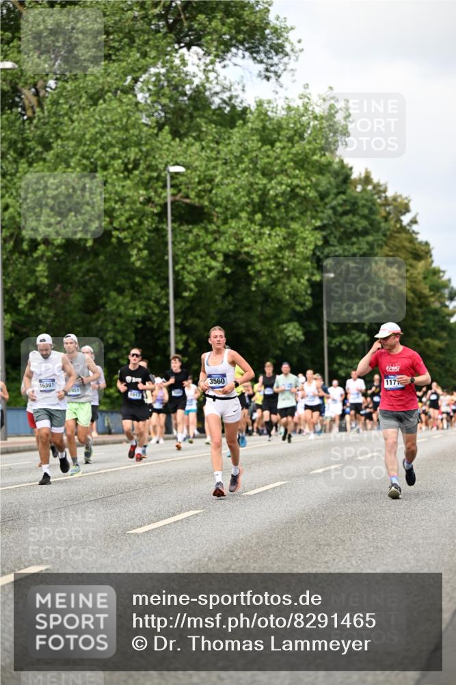 29.06.2025 - hella hamburg halbmarathon Dr. Thomas Lammeyer http://msf.ph/oto/8291465 29.06.2025 10:37:23 Kennedybrücke 1078, 1199, 1324, 1373, 1732, 1879, 1995, 2085, 2342, 2384, 2838, 3221, 3341, 3422, 3560, 3653, 3871, 4030, 4096, 4164, 4446, 5180, 5581, 5917, 6773, 6861, 6999, 7705, 8175, 8595, 8839, 8891, 8993, 9289, 9471, 9591, 9750, 9768, 9780 meine-sportfotos.de