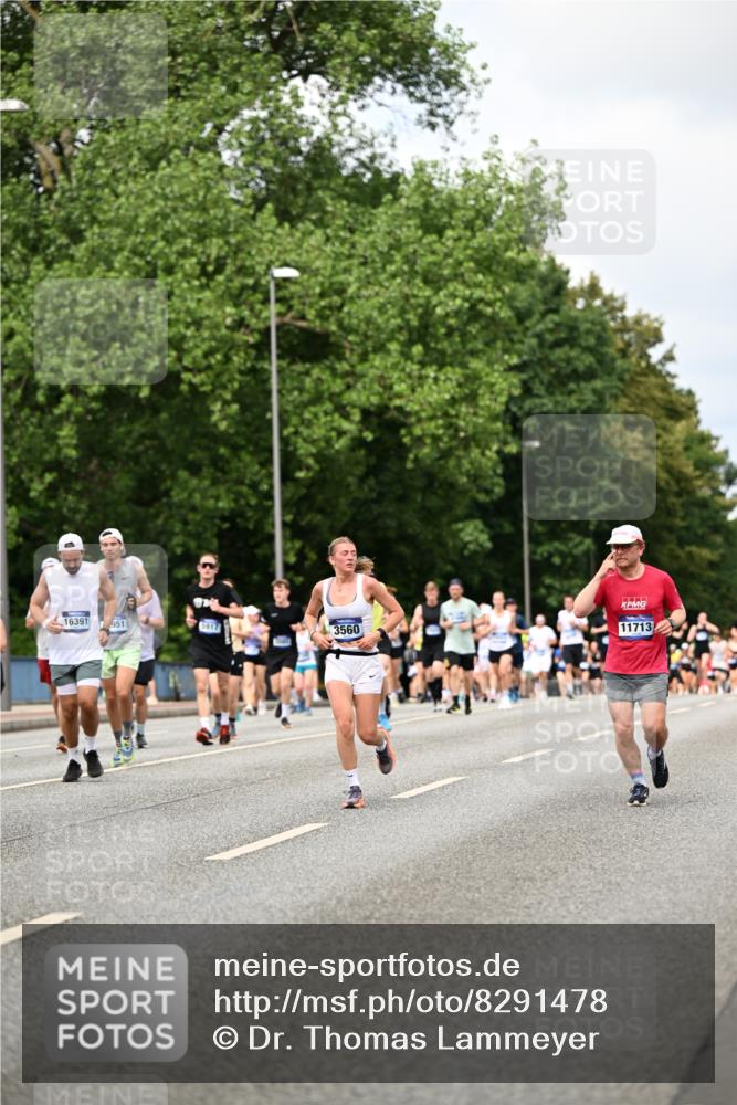 29.06.2025 - hella hamburg halbmarathon Dr. Thomas Lammeyer http://msf.ph/oto/8291478 29.06.2025 10:37:23 Kennedybrücke 1078, 1199, 1324, 1373, 1732, 1879, 1995, 2085, 2342, 2384, 2838, 3221, 3341, 3422, 3560, 3653, 3871, 4030, 4096, 4164, 4446, 5180, 5581, 5917, 6773, 6861, 6999, 7705, 8175, 8595, 8839, 8891, 8993, 9289, 9471, 9591, 9750, 9768, 9780 meine-sportfotos.de