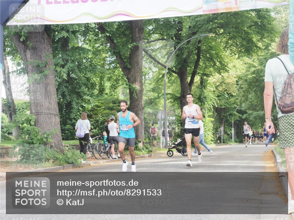 29.06.2025 - hella hamburg halbmarathon KatJ http://msf.ph/oto/8291533 29.06.2025 10:13:02 Zwischen KM18-KM19  meine-sportfotos.de