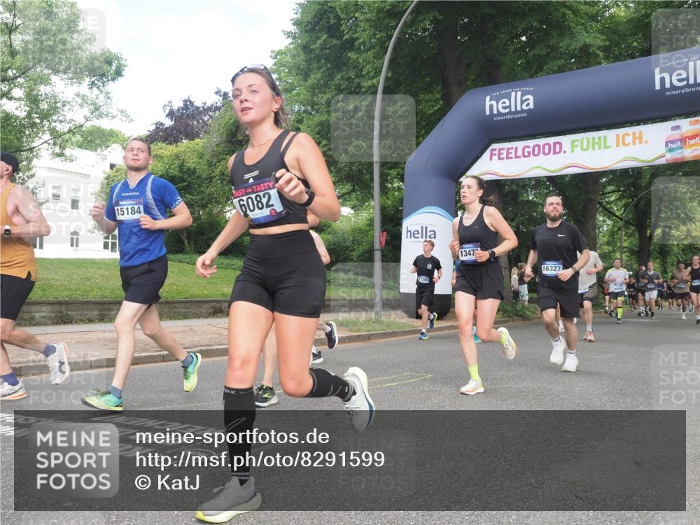 29.06.2025 - hella hamburg halbmarathon KatJ http://msf.ph/oto/8291599 29.06.2025 10:42:13 Zwischen KM18-KM19 2252, 2612, 3177, 3861, 5021, 6082, 6084, 6433, 6569 meine-sportfotos.de