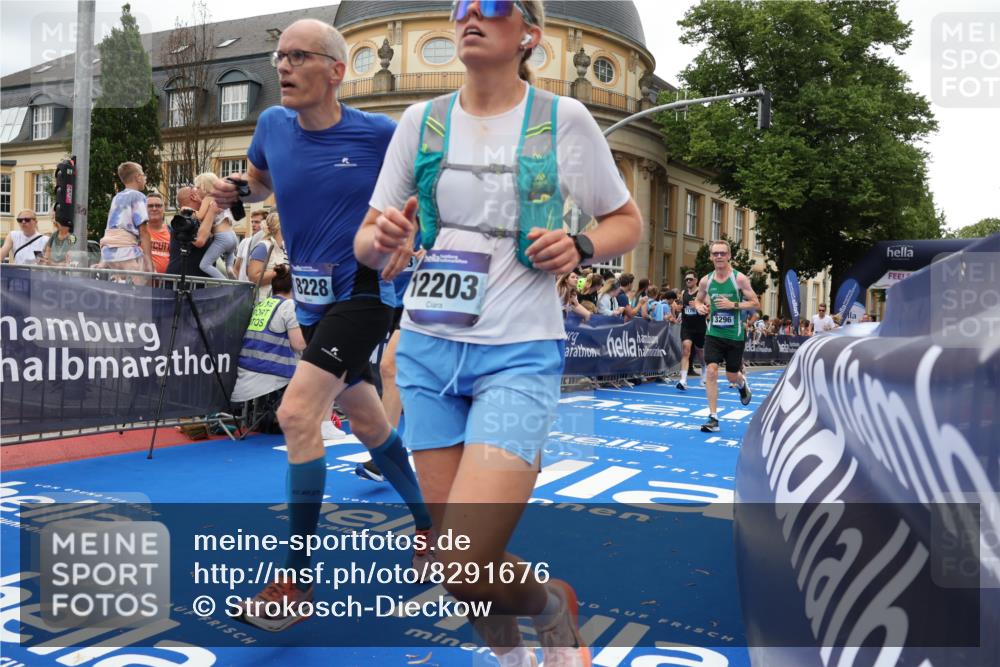 29.06.2025 - hella hamburg halbmarathon Strokosch-Dieckow http://msf.ph/oto/8291676 29.06.2025 10:50:10 Ziel 1119, 1216, 1507, 3296, 3562, 4933, 7176, 7930, 7932, 8313, 8921, 9031, 9303, 9965, 10371, 11607, 12203, 12235, 13282, 13609, 13690, 14257, 15620, 16000, 18228, 18499, 18657, 18658, 18811, 19040 meine-sportfotos.de