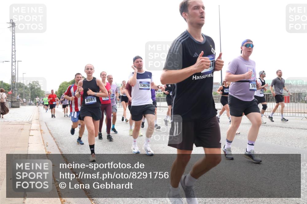 29.06.2025 - hella hamburg halbmarathon Lena Gebhardt http://msf.ph/oto/8291756 29.06.2025 10:36:22 Lombardsbrücke 8581, 73766246, 13679, 18518, 183, 1008, 1010, 1036, 1102, 1183, 1224, 1775, 1780, 1835, 2124, 2520, 2870, 3398, 3401, 3404, 3428, 3699, 3741, 3877, 4245, 4326, 4413, 4442, 4798, 4937, 5012, 5246, 5427, 5540, 5573, 5666, 5747, 5809, 5919, 6092, 6093, 6184, 6190, 6417, 6667, 6896, 7086, 7111, 7140, 7275, 7575, 7576, 7632, 8356, 8498, 8530, 8581, 8945, 8947, 9115, 9117, 9229, 9432, 13265, 15077, 17156, 17807, 18152, 18488 meine-sportfotos.de