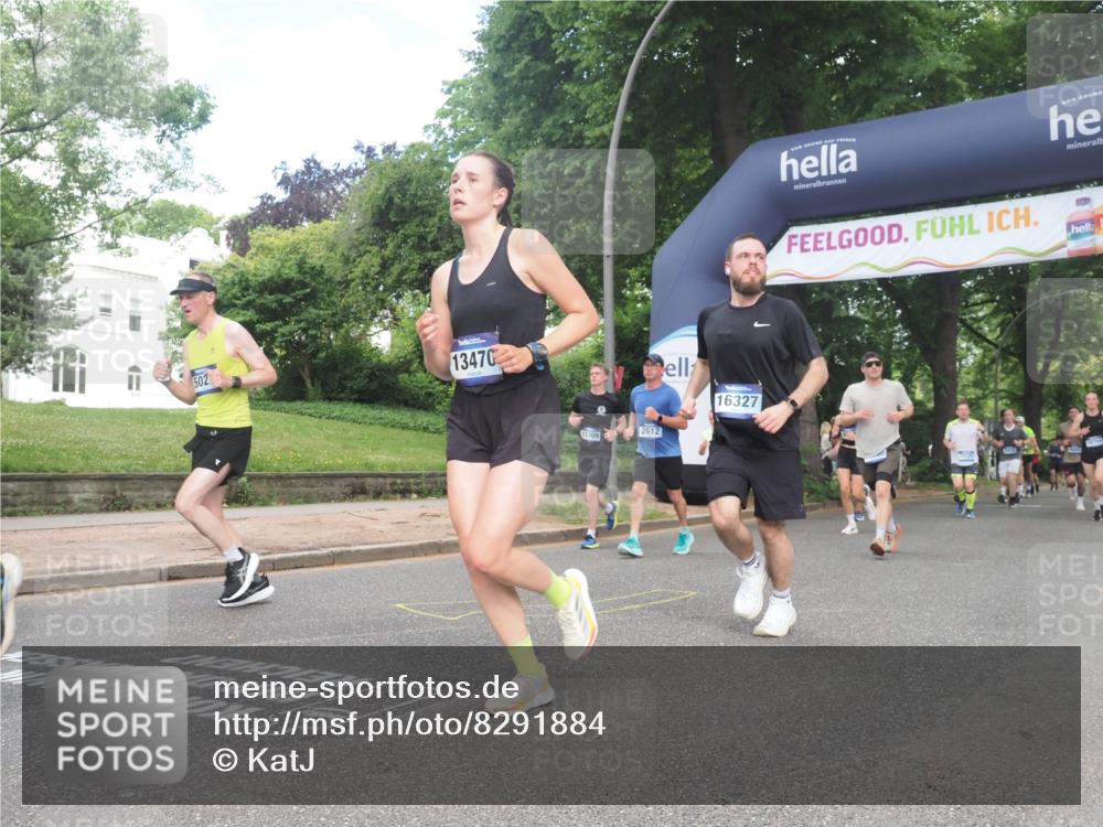 29.06.2025 - hella hamburg halbmarathon KatJ http://msf.ph/oto/8291884 29.06.2025 10:42:13 Zwischen KM18-KM19 2252, 2612, 3177, 3861, 5021, 6082, 6084, 6433, 6569 meine-sportfotos.de