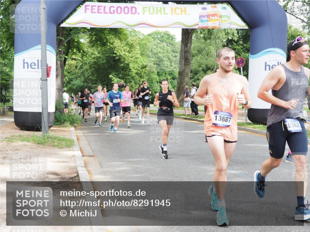 29.06.2025 - hella hamburg halbmarathon MichiJ http://msf.ph/oto/8291945 29.06.2025 10:33:42 Zwischen KM18-KM19 1920, 4277, 5706, 6831, 7087, 11495, 12579, 13687, 14228, 14462, 14764, 14783, 15362, 15365, 17492, 17544, 17835 meine-sportfotos.de