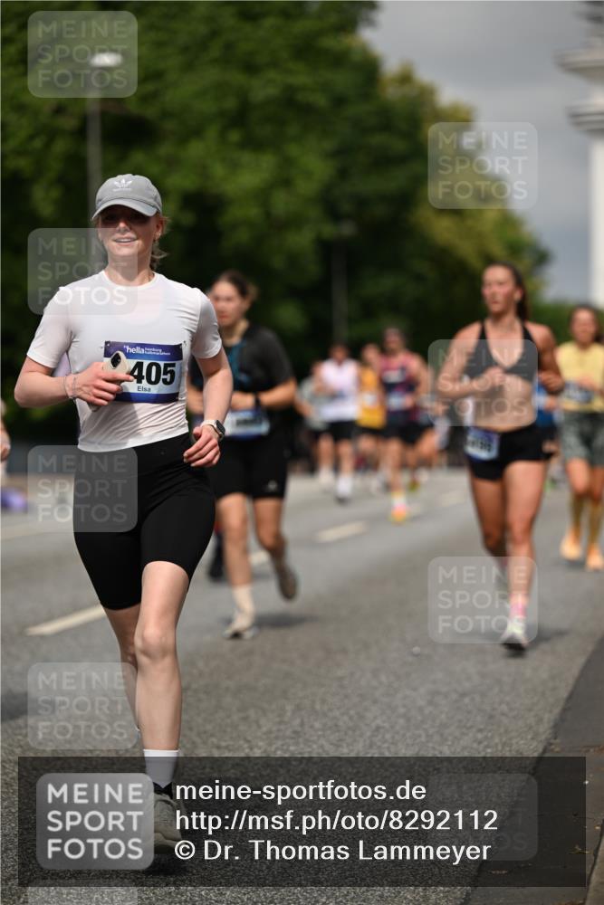 29.06.2025 - hella hamburg halbmarathon Dr. Thomas Lammeyer http://msf.ph/oto/8292112 29.06.2025 10:16:08 Kennedybrücke 1249, 1610, 1785, 1790, 1850, 1851, 2963, 2964, 3182, 3248, 3262, 3746, 3837, 4453, 4499, 5166, 5176, 6822, 6871, 6966, 7370, 8206, 8207, 8971, 9119, 9253, 9254, 9405, 10685 meine-sportfotos.de