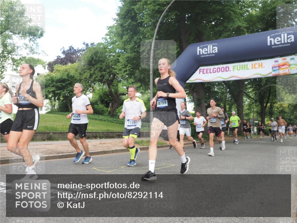 29.06.2025 - hella hamburg halbmarathon KatJ http://msf.ph/oto/8292114 29.06.2025 10:42:17 Zwischen KM18-KM19 1125, 2474, 2612, 3037, 3861, 5021, 5672, 6082, 6443 meine-sportfotos.de