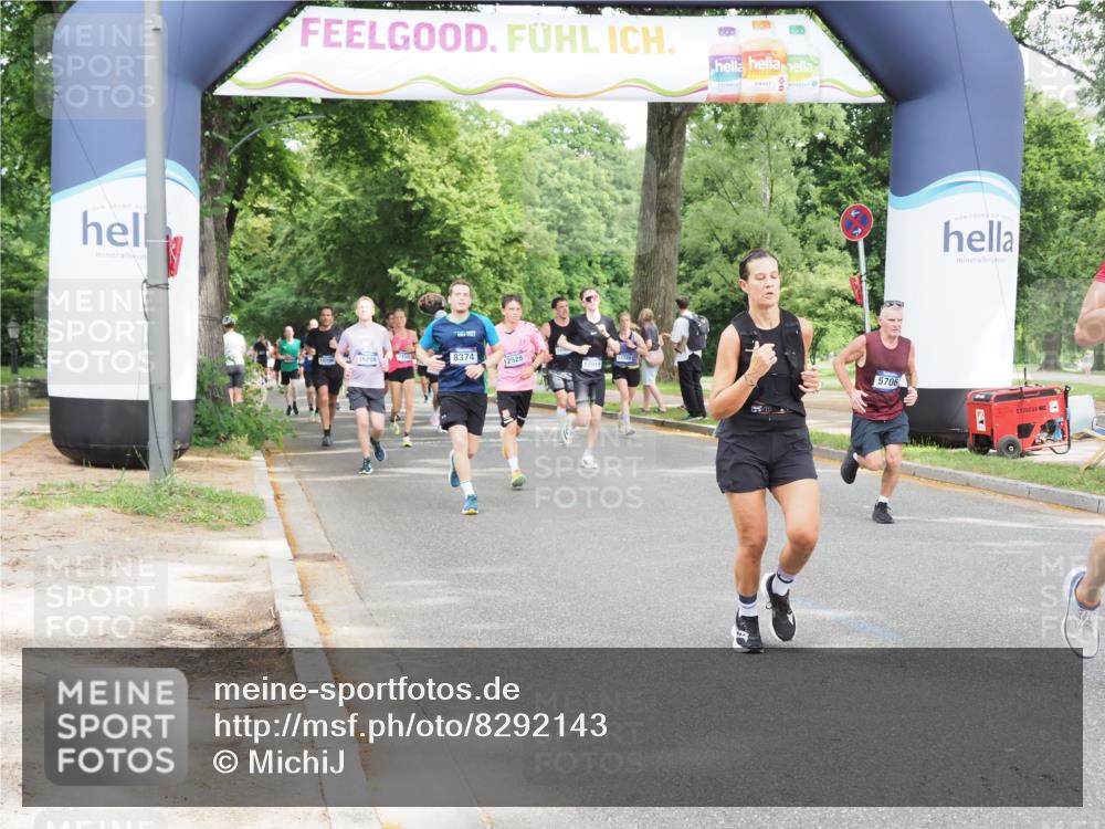 29.06.2025 - hella hamburg halbmarathon MichiJ http://msf.ph/oto/8292143 29.06.2025 10:33:43 Zwischen KM18-KM19 5706, 6831, 7087, 11495, 12528, 12579, 13687, 13919, 14228, 14462, 14764, 14783, 15362, 15365, 17492, 17544, 17835, 18081 meine-sportfotos.de