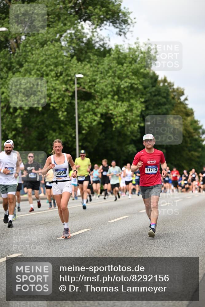 29.06.2025 - hella hamburg halbmarathon Dr. Thomas Lammeyer http://msf.ph/oto/8292156 29.06.2025 10:37:24 Kennedybrücke 1078, 1199, 1324, 1373, 1732, 1879, 1995, 2085, 2342, 2384, 2838, 3221, 3341, 3422, 3560, 3653, 3871, 4030, 4096, 4164, 4446, 5180, 5581, 5917, 6773, 6861, 6999, 7705, 8175, 8595, 8839, 8891, 8993, 9289, 9471, 9591, 9750, 9768, 9780 meine-sportfotos.de