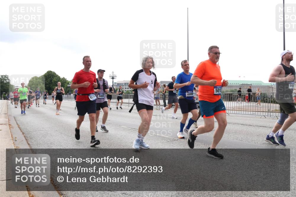 29.06.2025 - hella hamburg halbmarathon Lena Gebhardt http://msf.ph/oto/8292393 29.06.2025 10:36:26 Lombardsbrücke 9229, 5809, 18466, 5012, 164, 1008, 1010, 1036, 1102, 1183, 1224, 1775, 1780, 1835, 1948, 2124, 2520, 2588, 2870, 3398, 3401, 3404, 3428, 3699, 3741, 3877, 4084, 4245, 4326, 4442, 4937, 5012, 5246, 5427, 5540, 5573, 5666, 5747, 5809, 5919, 6092, 6093, 6184, 6190, 6417, 6667, 6896, 7086, 7111, 7140, 7275, 7575, 7576, 7632, 8356, 8498, 8530, 8581, 8945, 9115, 9117, 9229, 9500, 13265, 15077, 17156, 17807, 18152, 18488 meine-sportfotos.de