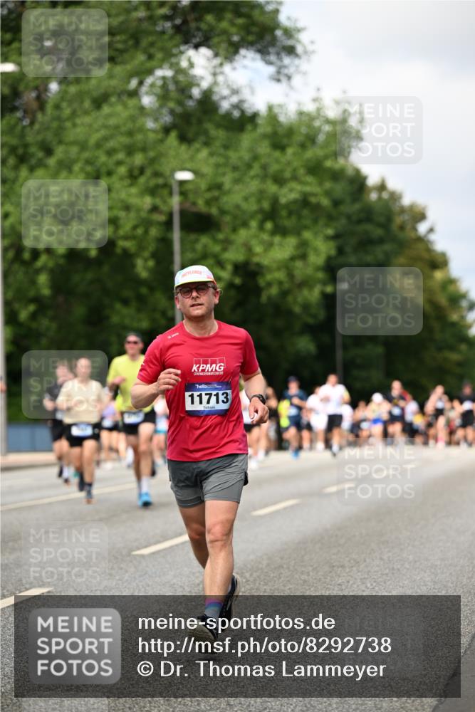 29.06.2025 - hella hamburg halbmarathon Dr. Thomas Lammeyer http://msf.ph/oto/8292738 29.06.2025 10:37:26 Kennedybrücke 1078, 1199, 1324, 1373, 1879, 1995, 2085, 2342, 2384, 2838, 3341, 3422, 3560, 3812, 3871, 4030, 4164, 4446, 5180, 5581, 5917, 6773, 6999, 7308, 7309, 7705, 8175, 8595, 8839, 8891, 8993, 9289, 9591, 9750, 9768, 9780 meine-sportfotos.de