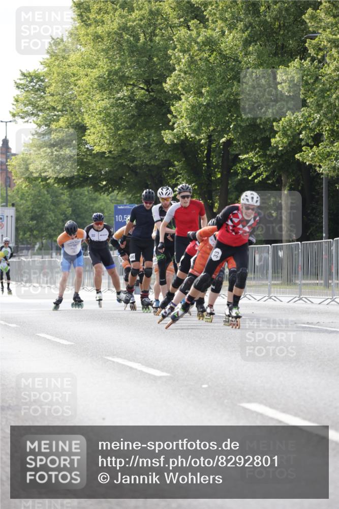 29.06.2025 - hella hamburg halbmarathon Jannik Wohlers http://msf.ph/oto/8292801 29.06.2025 08:54:17 Lombardsbrücke  meine-sportfotos.de