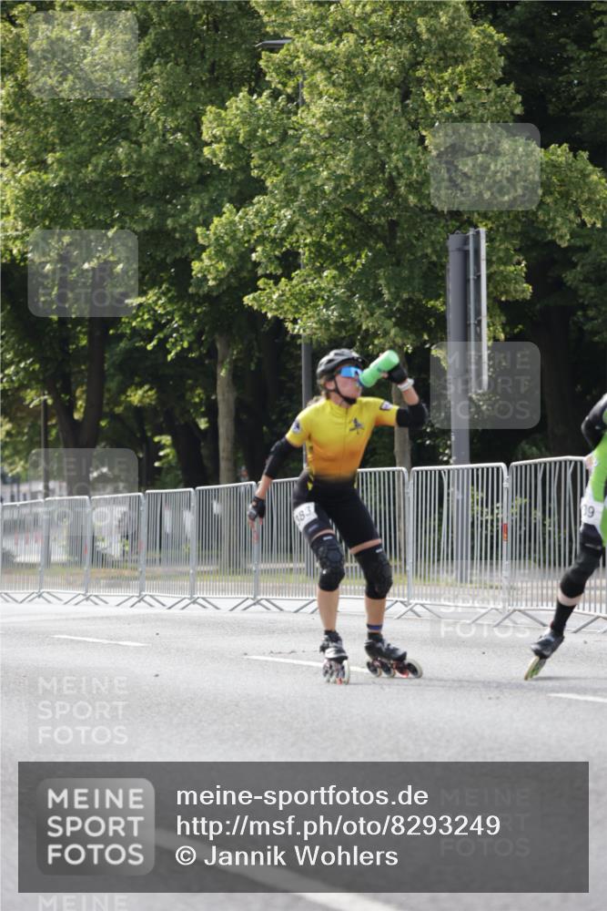 29.06.2025 - hella hamburg halbmarathon Jannik Wohlers http://msf.ph/oto/8293249 29.06.2025 08:54:26 Lombardsbrücke  meine-sportfotos.de