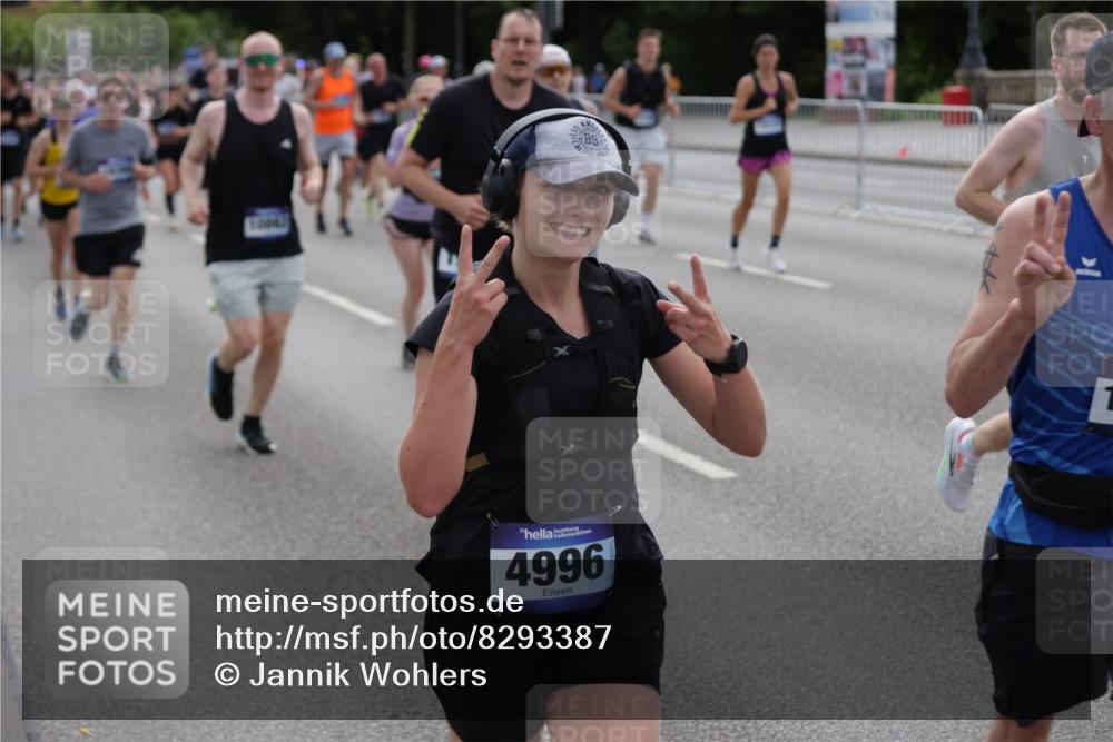 29.06.2025 - hella hamburg halbmarathon Jannik Wohlers http://msf.ph/oto/8293387 29.06.2025 10:36:32 Lombardsbrücke 1118, 1253, 1339, 1488, 1490, 1952, 1954, 2552, 3165, 3714, 3873, 3895, 4618, 4762, 4996, 5224, 5538, 5640, 5786, 5789, 6156, 6359, 6804, 7202, 7773, 8007, 8315, 8499, 8758, 8936, 8937, 9295, 9694, 9701, 10123, 10487, 10862, 10931, 11672, 11831, 11843, 11912, 12087, 12184, 12218, 12302, 12532, 13106, 13165, 13657, 13695, 13970, 13971, 14695, 15106, 15353, 15475, 15588, 15907, 15972, 15992, 16304, 16309, 16885, 17115, 17349, 17504, 17591, 18482 meine-sportfotos.de