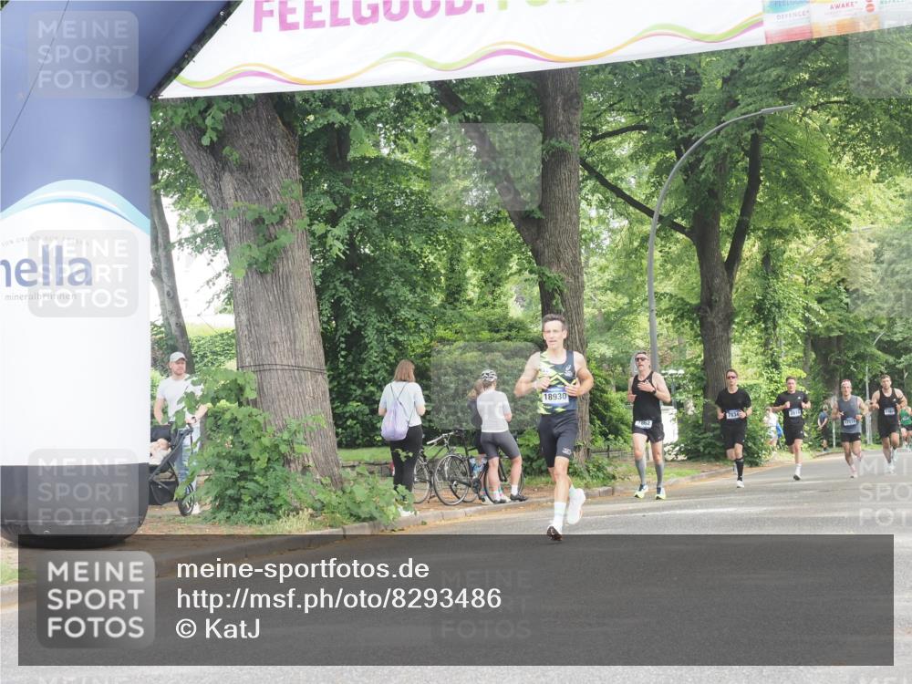 29.06.2025 - hella hamburg halbmarathon KatJ http://msf.ph/oto/8293486 29.06.2025 10:13:16 Zwischen KM18-KM19  meine-sportfotos.de