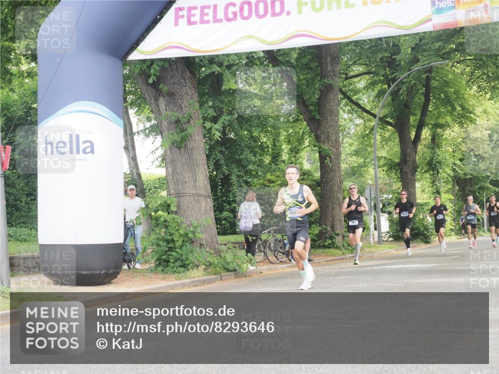 29.06.2025 - hella hamburg halbmarathon KatJ http://msf.ph/oto/8293646 29.06.2025 10:13:16 Zwischen KM18-KM19  meine-sportfotos.de