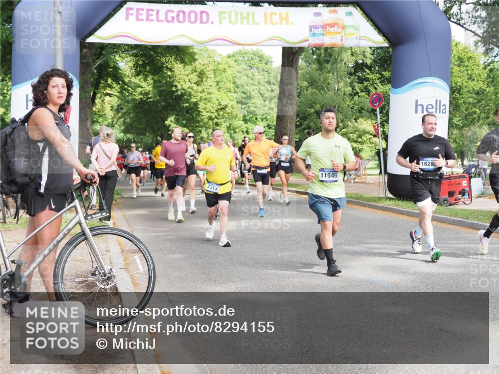 29.06.2025 - hella hamburg halbmarathon MichiJ http://msf.ph/oto/8294155 29.06.2025 11:29:50 Zwischen KM18-KM19 1547, 2173, 2576, 7777, 8615, 11546, 12028, 13495, 13848, 14725, 16260, 16559 meine-sportfotos.de