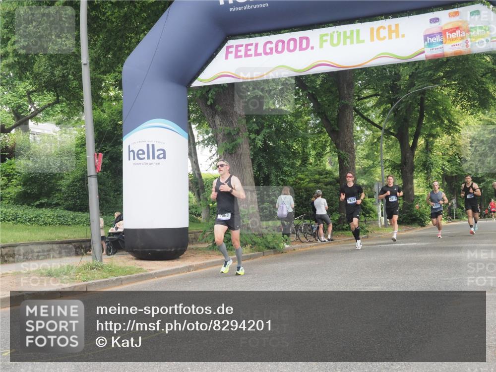 29.06.2025 - hella hamburg halbmarathon KatJ http://msf.ph/oto/8294201 29.06.2025 10:13:19 Zwischen KM18-KM19 7834, 7862 meine-sportfotos.de